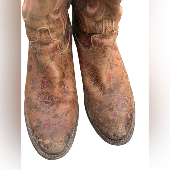Lucchese Tan Floral Laurelie 100 % leather Embroidered Heeled Boots 7.5 - Picture 5 of 12